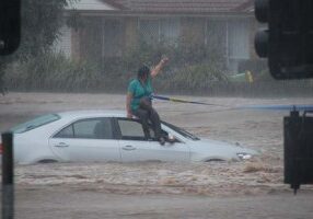 flooded-car